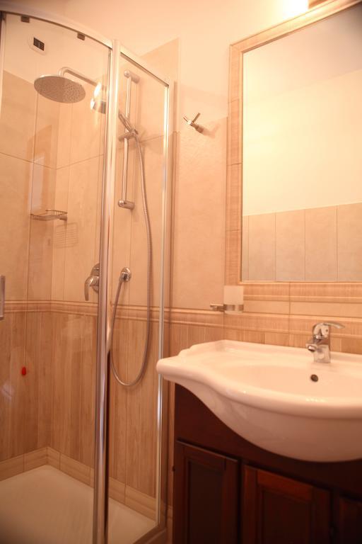 Sweet Appartment Di Guido Песк'єра-дель-Гарда Номер фото