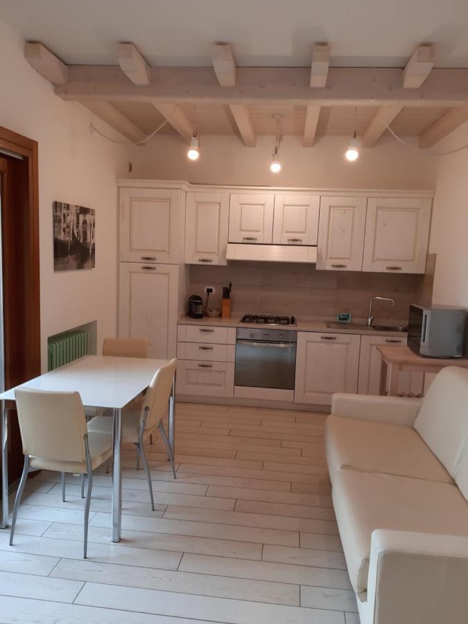 Sweet Appartment Di Guido Песк'єра-дель-Гарда Екстер'єр фото