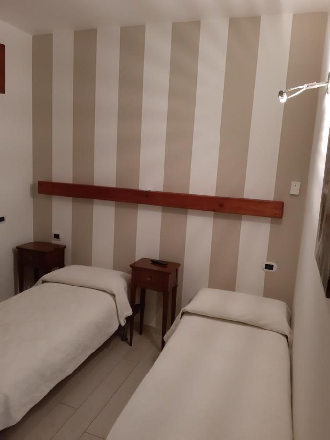 Sweet Appartment Di Guido Песк'єра-дель-Гарда Екстер'єр фото